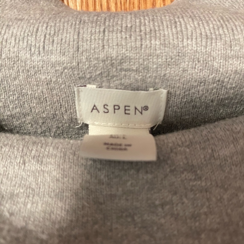 Aspen sweater soft gray and white herring bone with solid grey mock neck - Picture 6 of 9
